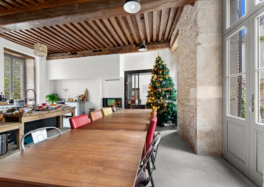 Salle à manger de La Chanoinerie à Beaune — dîner privé avec chef